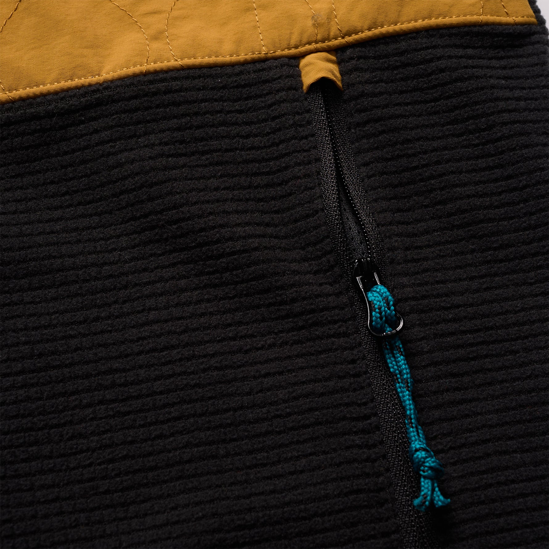 Talisman Fleece "Ebony"