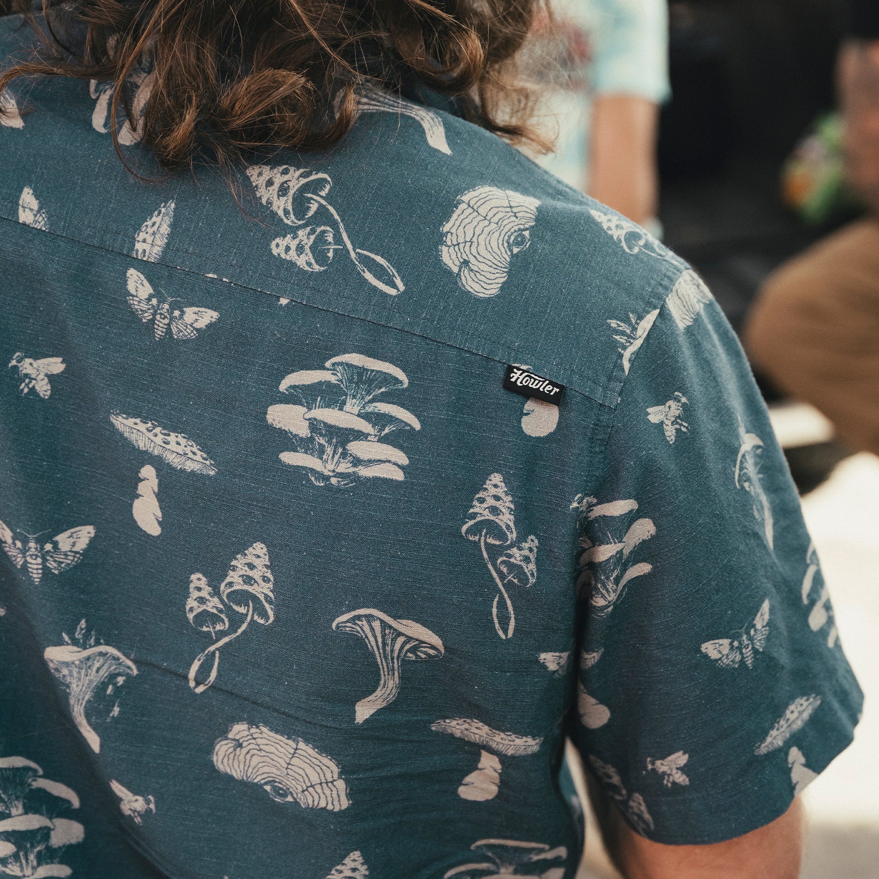Monoloha Shirt "Floating Fungi"