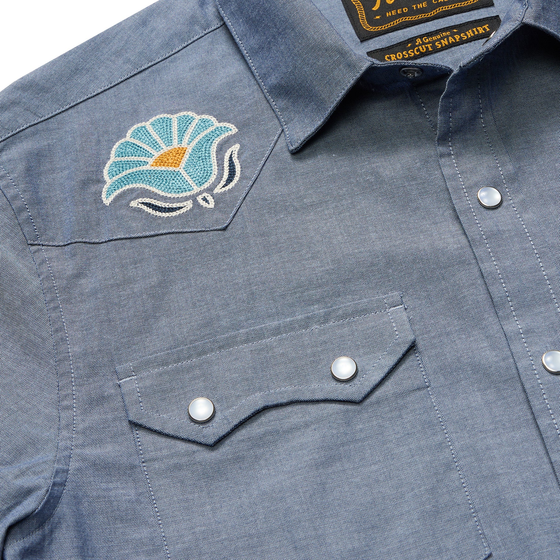 Crosscut Deluxe Snapshirt "Fresh Blooms Indigo"